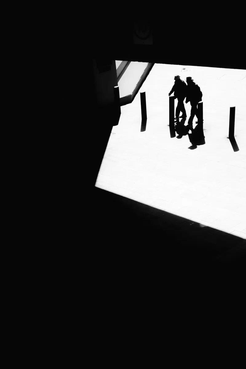 Sydney bw — street photography by Blake Zajac